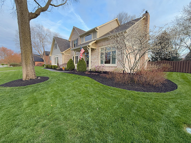 Mulching deliver and installation service process in Carmel, IN